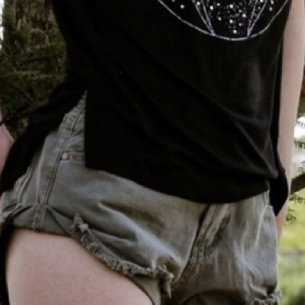 Black Rhinestone Graphic Tee - Picture 5 of 8